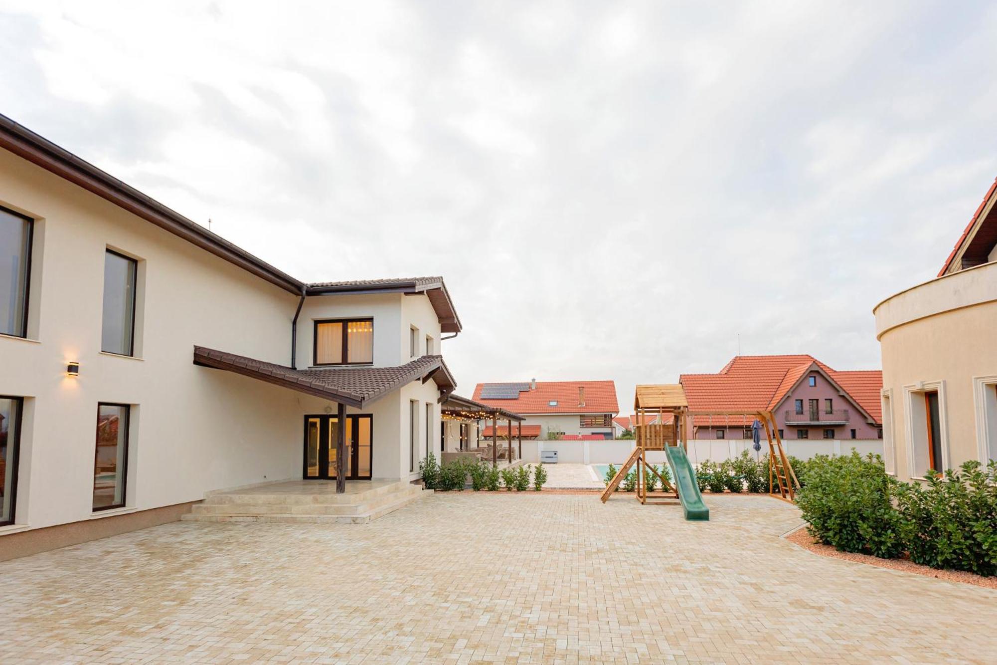 Pensiunea Carmel Baile Felix Exterior photo